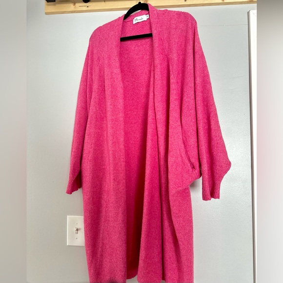 Oversized Cardigan - Picture 2 of 3